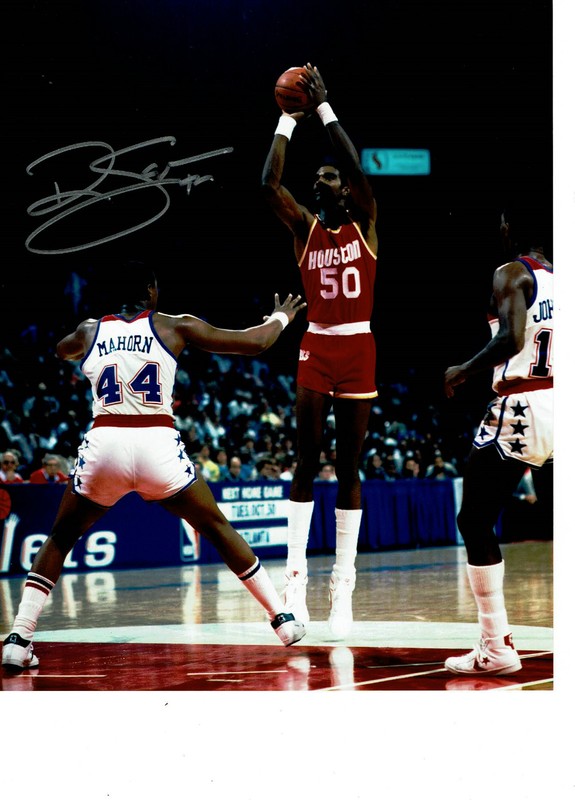 Houston Rockets HOF'er Ralph Sampson   autographed 8x10  action photo