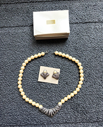 Avon Faux Pearl & Rhinestone Jewelry Set Necklace Earrings Classic Drama
