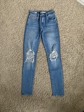 Levi  s 721 high rise skinny women  s size 23 denim blue jeans