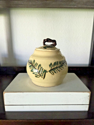 MAM Studio Pottery Jar 1999 Signed 4  Lidded Vessel with Leaf Motif Vintage