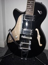 Barely played Duesenberg Starplayer TV 2005Black with original hard case