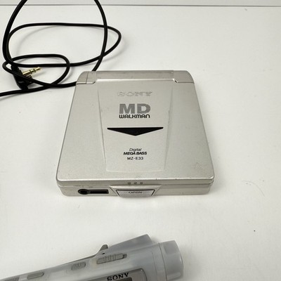 Sony Portable Minidisc Player Walkman MZ-E33 & Remote RM-MZE33