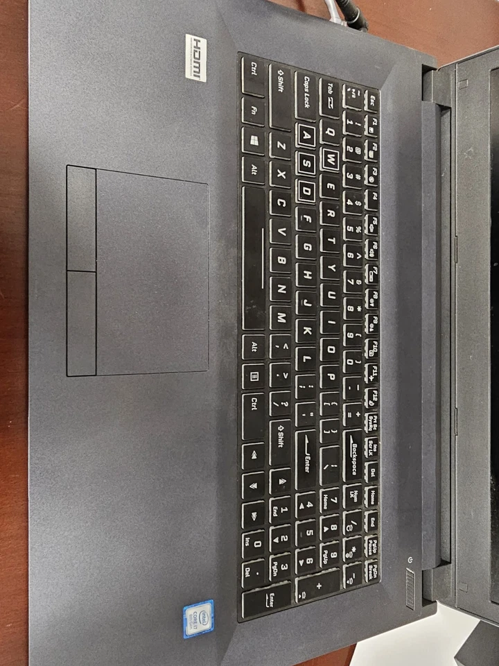 Sager Gaming Laptop I7 8750H, 16GB DDR4, SSD 256Gb + Hdd 1Tb 17.3" Full HD 144Hz - Image 2 of 4