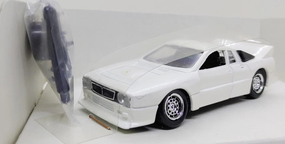 VITESSE 1:43 Super Models43 Lancia 037 Rally 'Martini Racing' Bandama '82 #SM5 - Immagine 4 di 4
