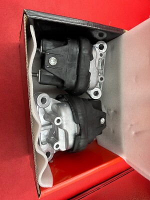ENGINE MOUNT
