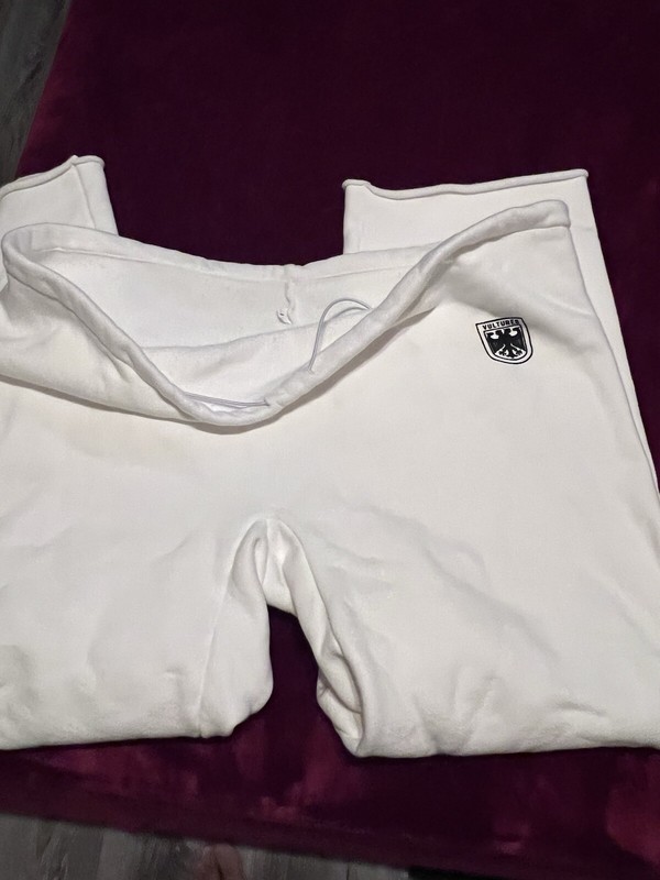 Yeezy Vultures White Sweatpants Size 3(xl-xxl)