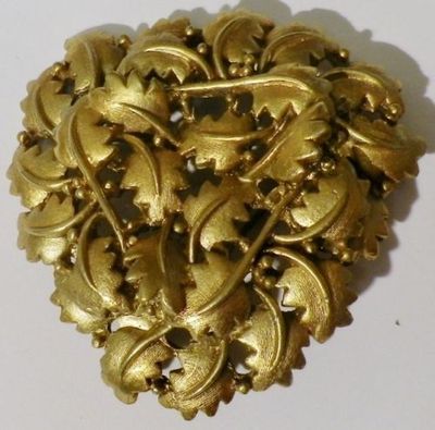Broche Ou Pendentif Vintage - Motif Feuillage En Relief Couleur Or - Référence *3418 - Occasion