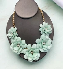 Vintage Pale Mint Green Flower  Bib Statement Necklace 18”