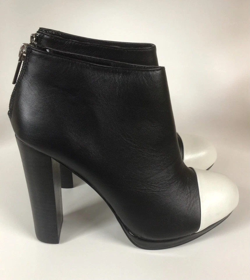 Botines VICTORIA'S SECRET negros con puntera blanca plataforma tobillo (talla 8 B) Foto 3 de 4