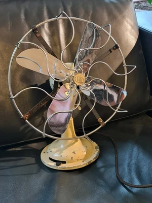 Ventilator 40er / 50er Jahre Verity Limit für U.S.A. oszilliert 2 Stufen - läuft - Bild 1 von 4