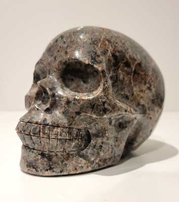 LARGE Yooperlite Skull Carving Natural Crystal Strong UV Reaction 2.83kg, 6.2lbs