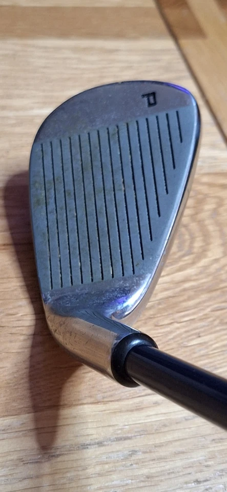 Lady's Tiger Shark TS 960 Pitching Wedge, Lightweight Graphite Shaft, L Flex, - Image 2 of 4