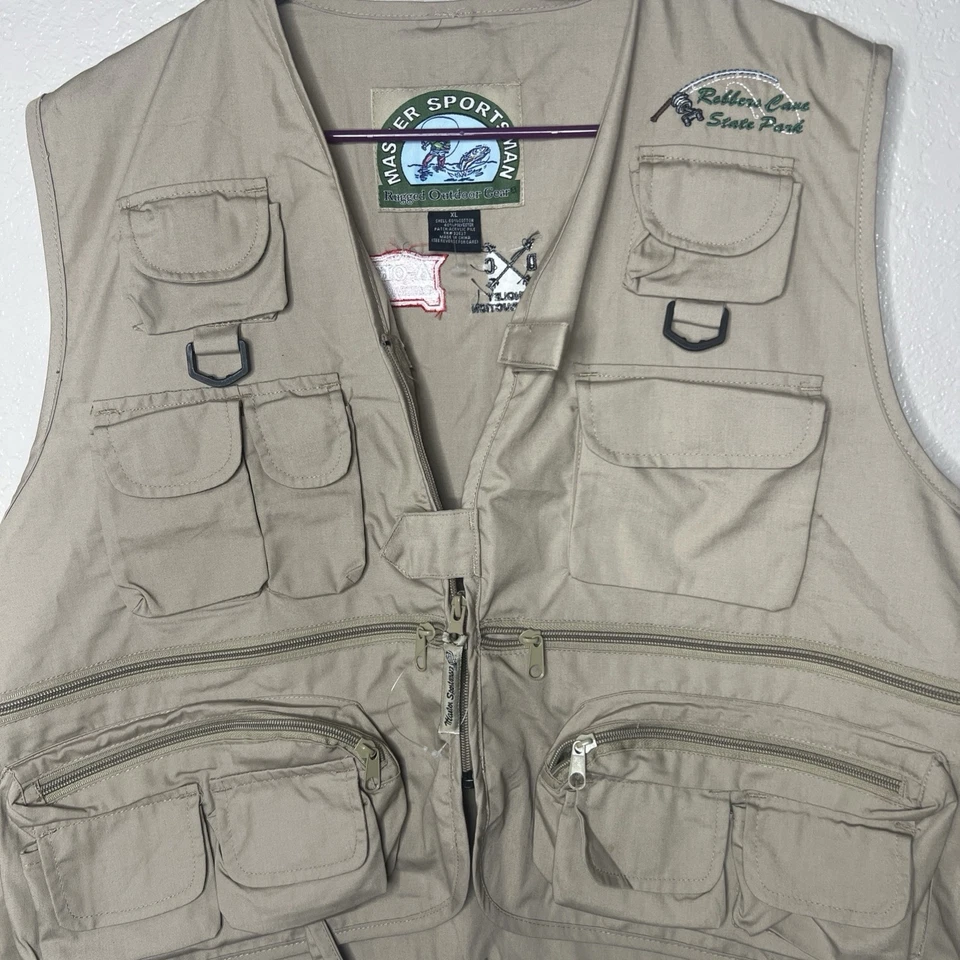 Hunting / Fishing Vest  Master Sportsman Khaki Rugged Outdoor Gear Sz XL  - Image 2 of 4