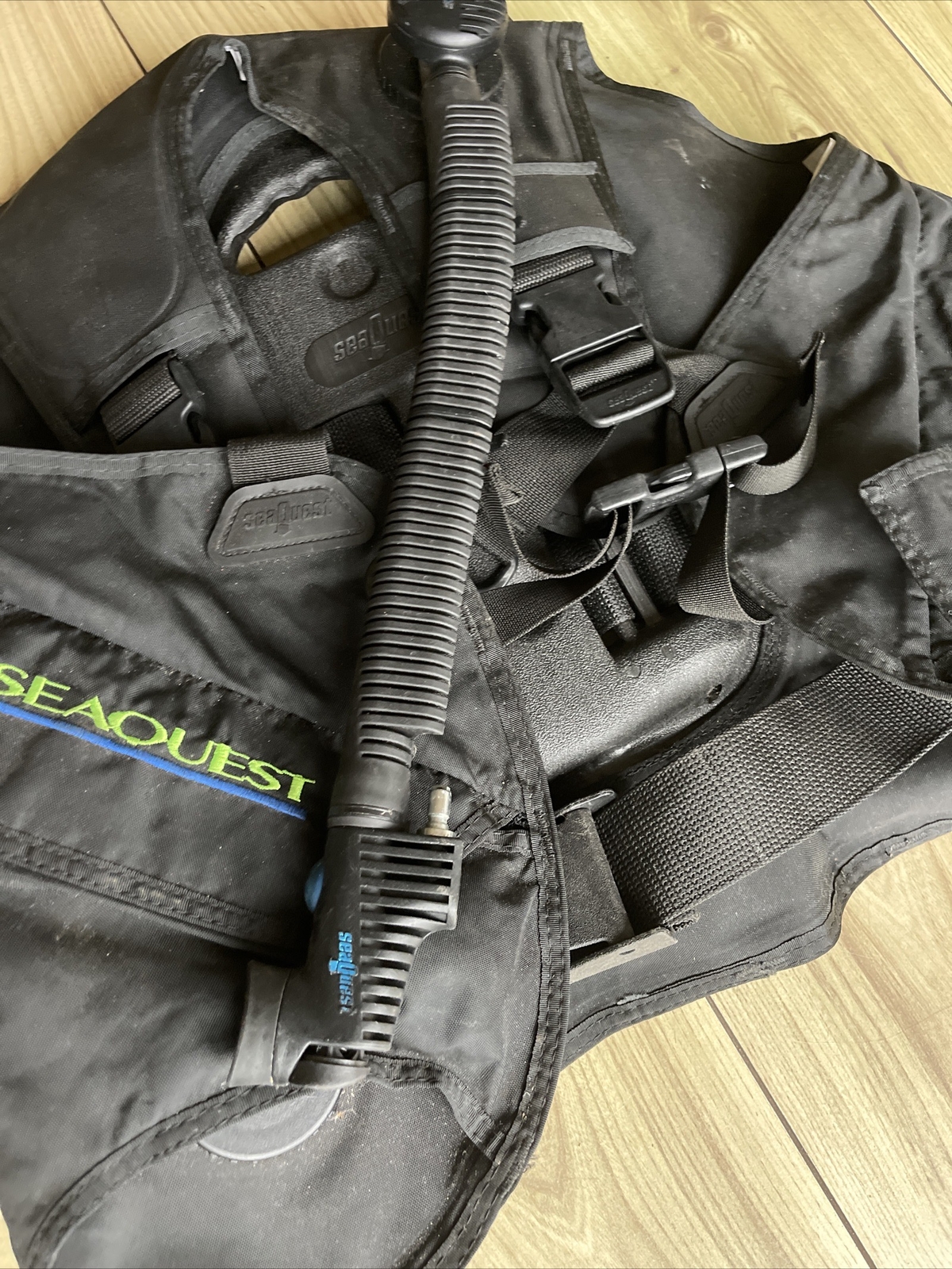 SeaQuest Scuba Diving Vest BCD Size M VGG eBay