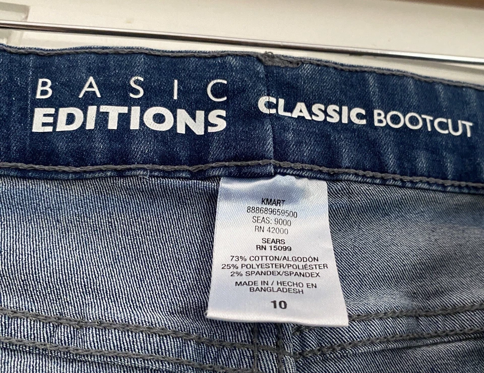 Pantalones de mezclilla azules Basic Additions s.10 recortados acampanados excelente estado $95 Foto 4 de 4