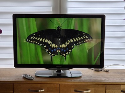 Philips 37pfl8605 Fernseher  37 Zoll Ambilight und 100 HZ