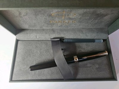 Parker Sonnet,  Füllfederhalter Feder M,  Schwarz,  Lackschwarz,  In Geschenkbox