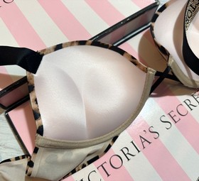 Victoria&rsquo;s Secret Shine Strap Bombshell +2 cups  Push-Up Bra Thong Set Leopard