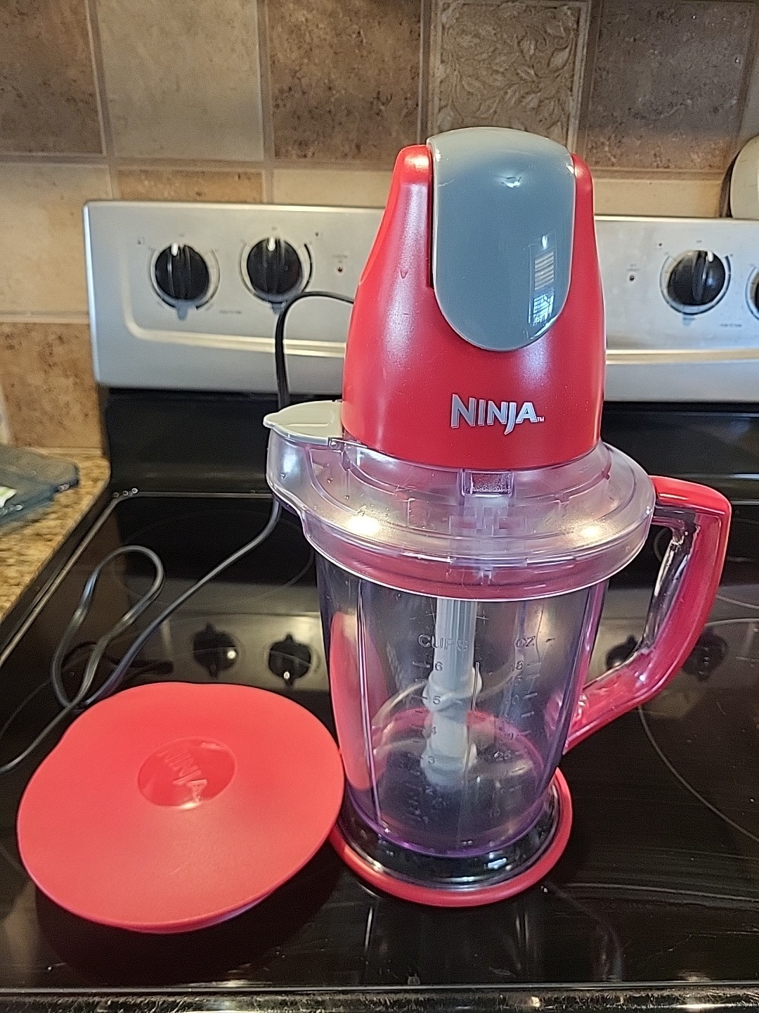 Ninja Food Processor Red QB750RD 30 used, tested, Works Great