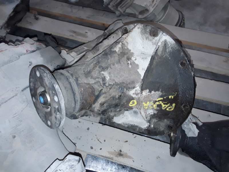 differenziale posteriore MITSUBISHI MONTERO V20 V40 2500 TD 2002 1062385