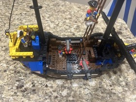 Vintage LEGO Set 6274 -Pirates: Caribbean Clipper - 100% Complete w/Instructions