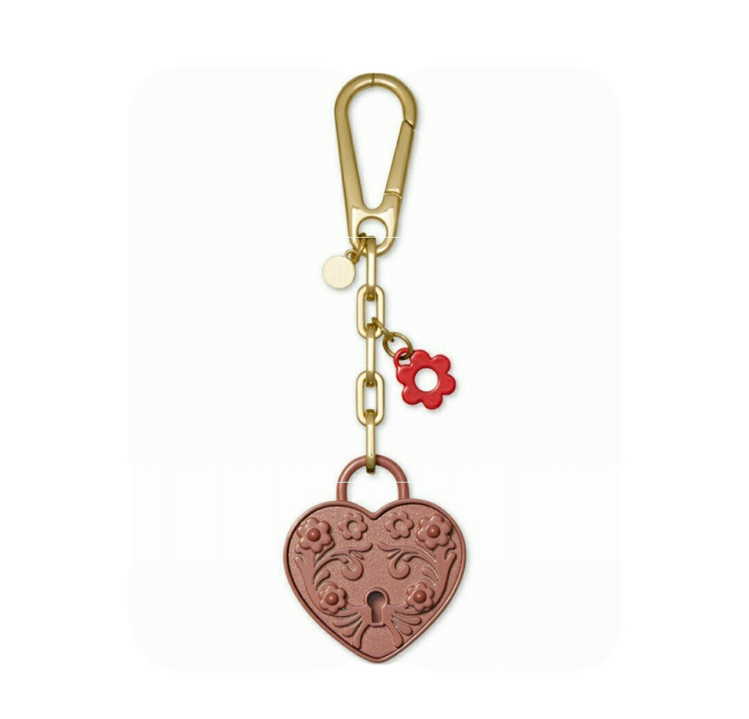 michael kors heart keychain