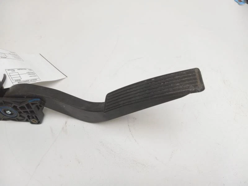 GMC 2012 acelerador de terreno pedal de gasolina Foto 2 de 4