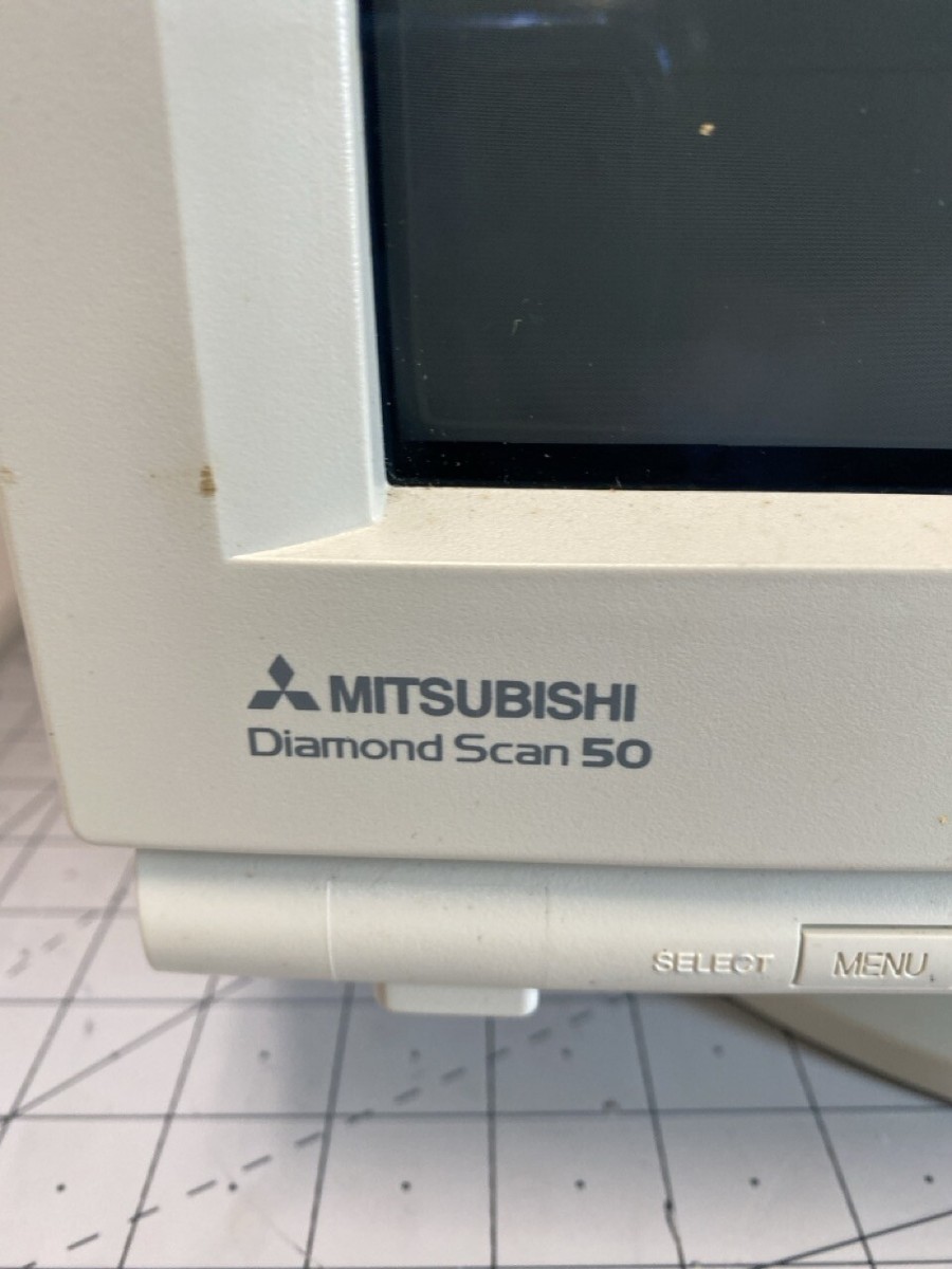 Mitsubishi SD5904C Diamond Scan 50 Color Display Monitor w/ Cords