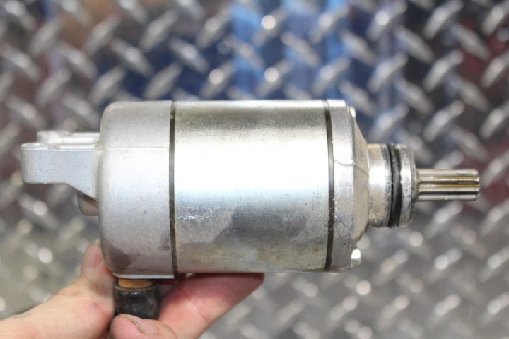 2005 SUZUKI GSXR600 ДВИГАТЕЛЬ СТАРТОВЫЙ ДВИГАТЕЛЬ -DC 12V - Изображение 2 из 4