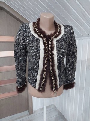 ELISABETTA FRANCHI CELYN b. tweed cropped jacket with chain and fur trim size 4