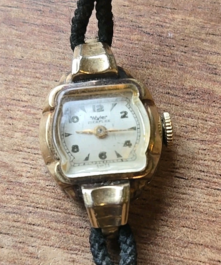 Vintage Wyler Incaflex 10K R.G.P. Bezel Mechanical Swiss Watch Vintage Wyler Incaflex Womens Watch 17mm 10K RGP Stretch  main image 3