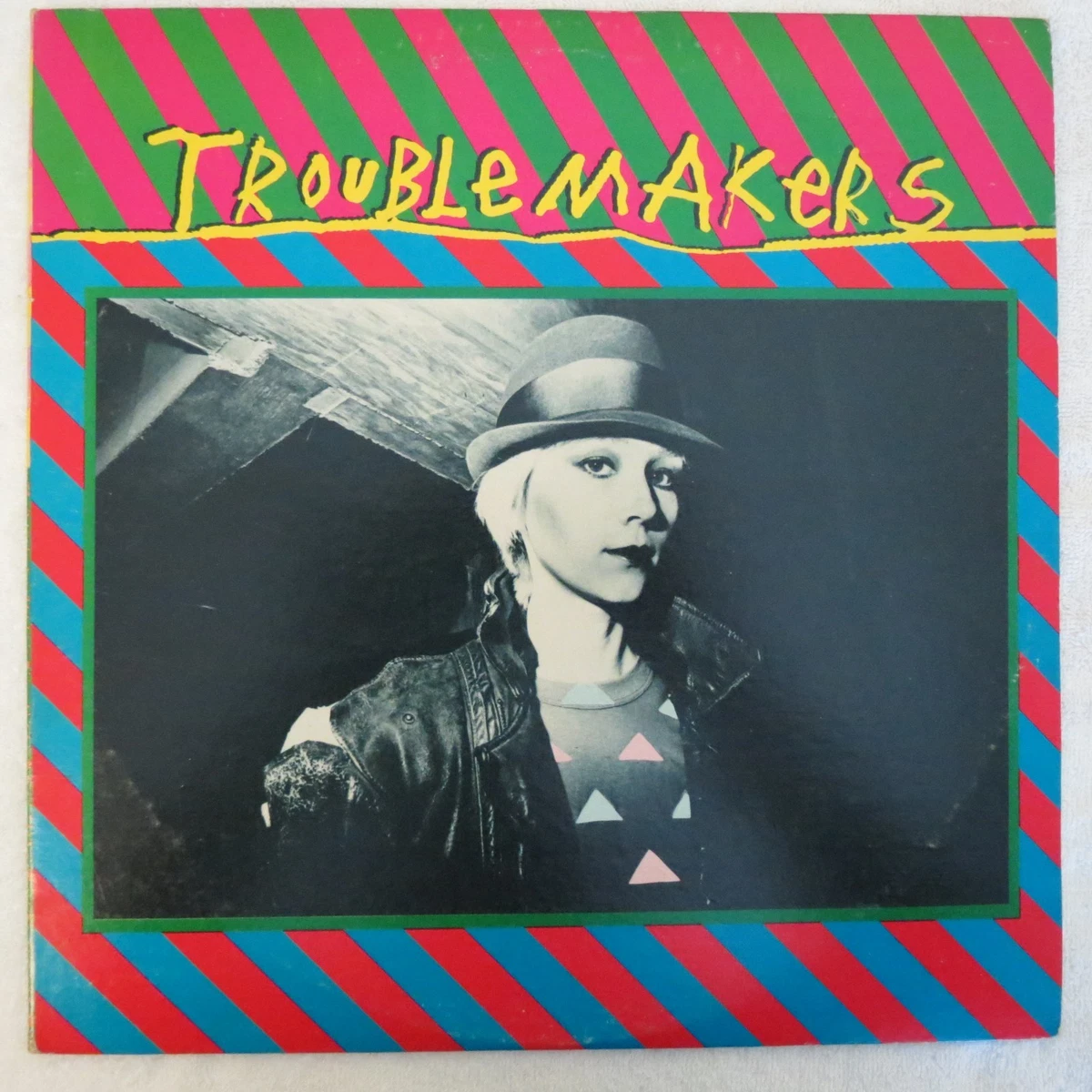 廃盤 BOX JOHN CALE NEW YORK IN THE 1960s John Cale New York in the 1960s on Tosh Talks - YouTube