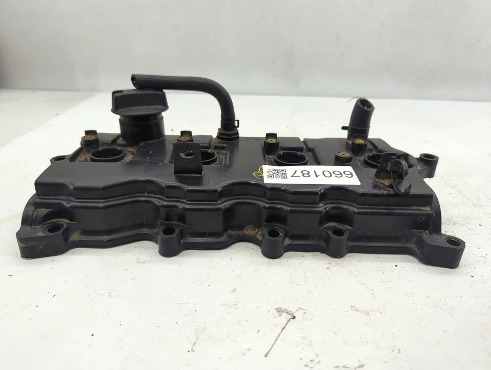 2010 Nissan Altima valve cover LRSH8 - Image 4 of 4