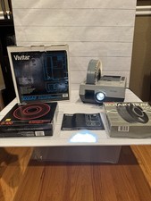 VTG Vivitar 3000AF Slide Projector Retro with 2 extra trays Tested & Works Great