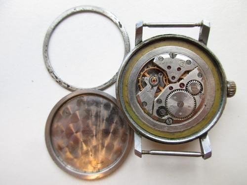 Wostock cal. 2214 Reloj Ruso Hecho en URSS - 1917-1967 Caja Trasera - Funcionando - Imagen 2 de 5