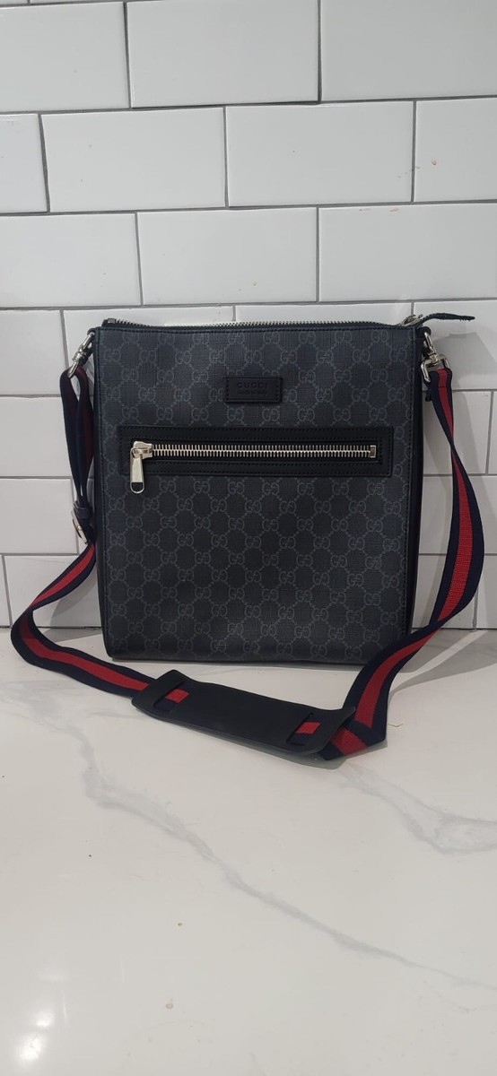 GUCCI(グッチ)正規品/関税送料込み GG Supreme Messenger Bag GUCCI GG Supreme Messenger Shoulder Bag Coated Canvas