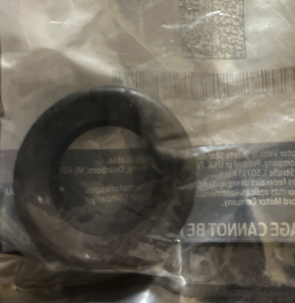 Genuine Ford Engine Valve Cover Washer Seal BR3Z-6C535-A for Genuine Ford Engine Valve Cover Washer Seal BR3Z-6C535-A for