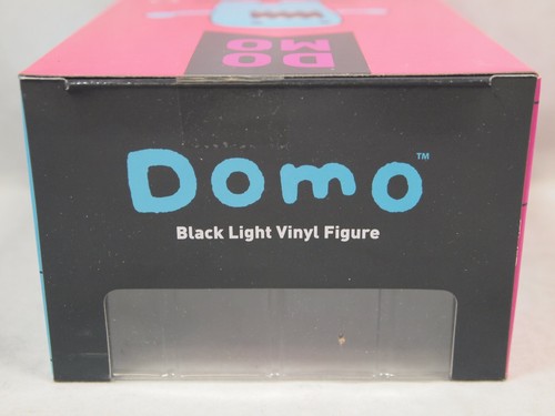 Dark Horse Domo 4" Black Light Vinyl Figure Purple Brand New - Picture 6 of 7