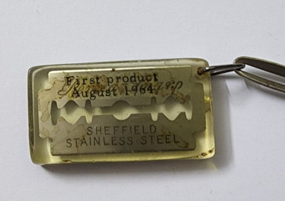 Old plastic Keychain vtg israel Razor perma sharp blade first product ...