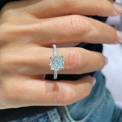 18 Karat Weißgold Cushion Cut Diamant Ring Lab Grown 2,80 Karat E F VVS2 IGI