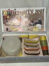 Vintage 1980 Tupperware Toys Mini Party Set Children's Serving Set Unused In Box