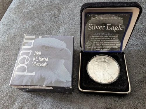 2001 1 oz Silver American Eagle (Brilliant Uncirculated)