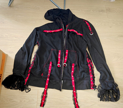 TRIPP NYC Damen Jacke XL schwarz/rot mit Kapuze Reißverschluss gotisch kurz