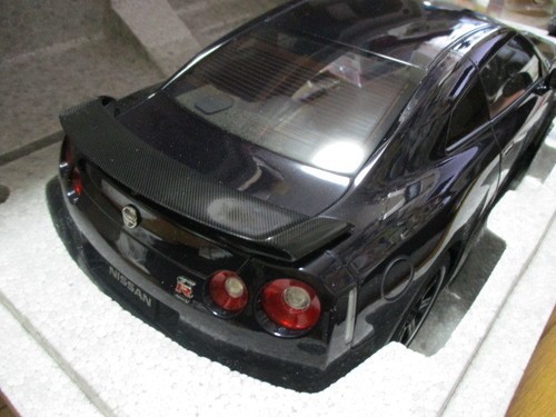 AUTOart 1/12 Nissan GT-R R35 Spec V Ultimate Opal Black