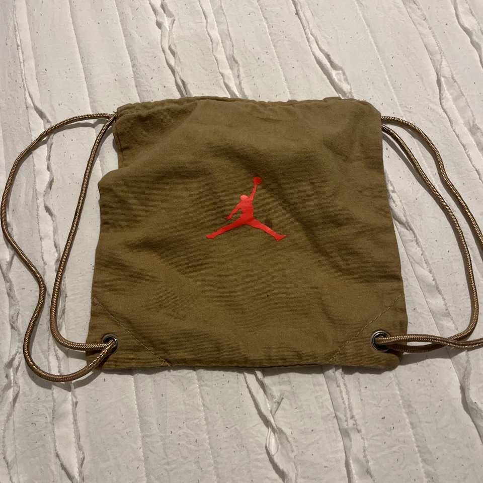 Сумка рюкзак на шнурке британский хаки Travis Scott Cactus Jack Jordan 6 Nike - Изображение 2 из 4