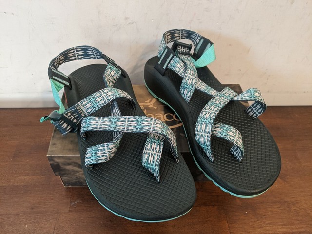 chacos aurora