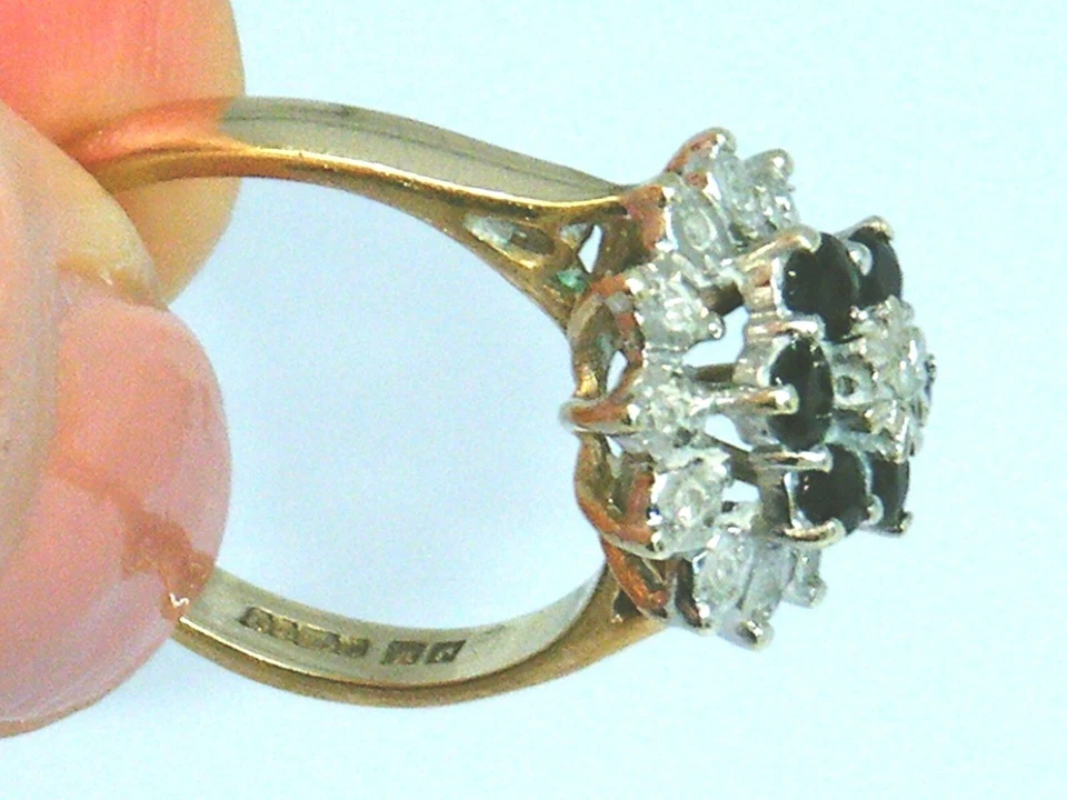 DESLUMBRANTE ANILLO ARTE DECO DE ORO 9KT CON DIAMANTES Y ZAFIRO DE 0,5 CARATE - Imagen 3 de 4