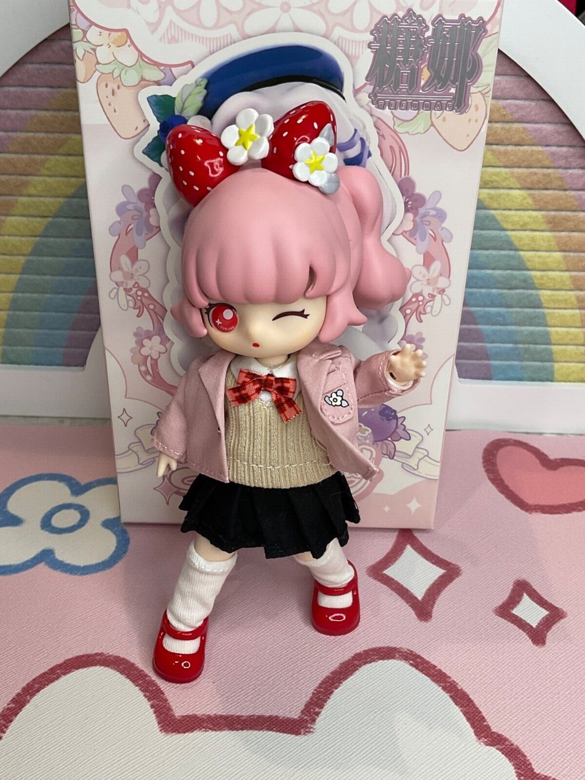 Poupée Bjd Teenar Simontoys Fraise pour décoration de chambre ado et adulte