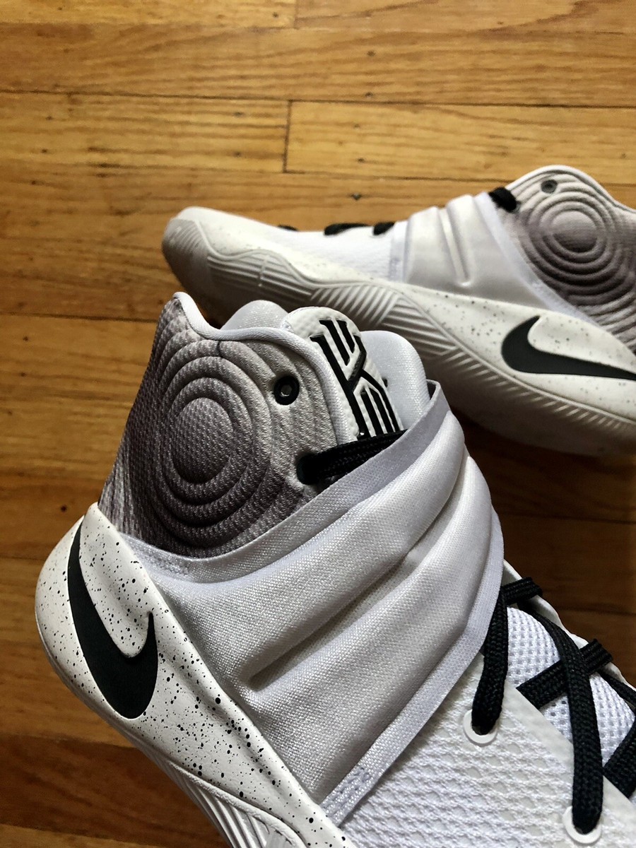 Kyrie2 バスケットボールシューズUS8.5【美品】【タグ付き】 Nike Kyrie 2 Crossover Men's - 838639-990 - US