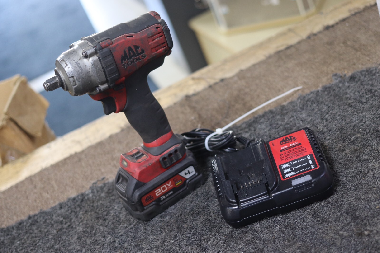Mac Tools MCF894 20V MAX 1/2\